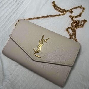 YSL UPTOWN CHAIN WALLET IN GRAIN DE POUDRE EMBOSSED LEATHER
